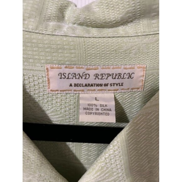 Island Republic Mens‎ Green Silk Short Sleeve Hawaiian Shirt Size L - Picture 3 of 4